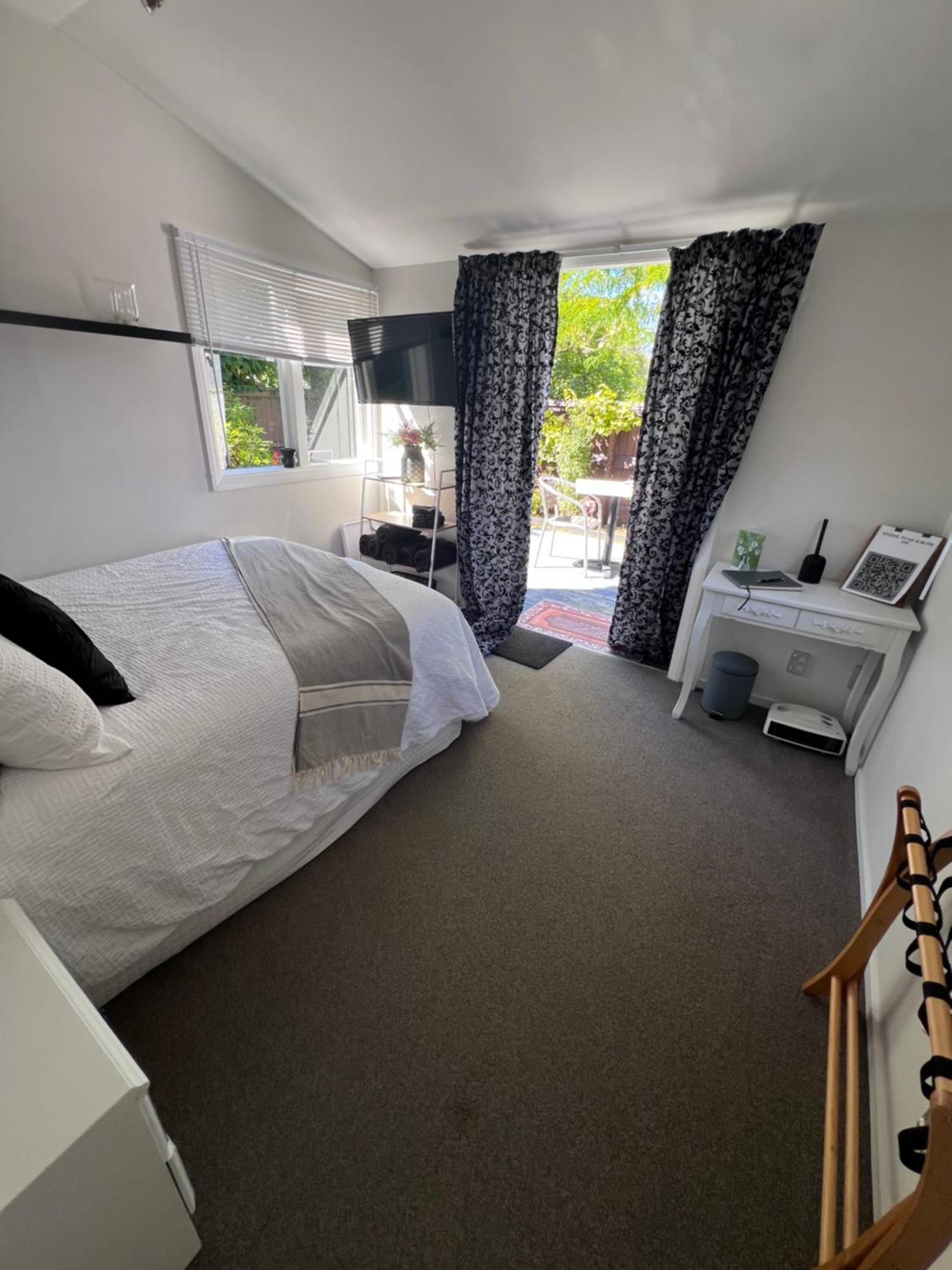 Gorgeous Villa, 7 Minutes From Airport Christchurch Eksteriør billede